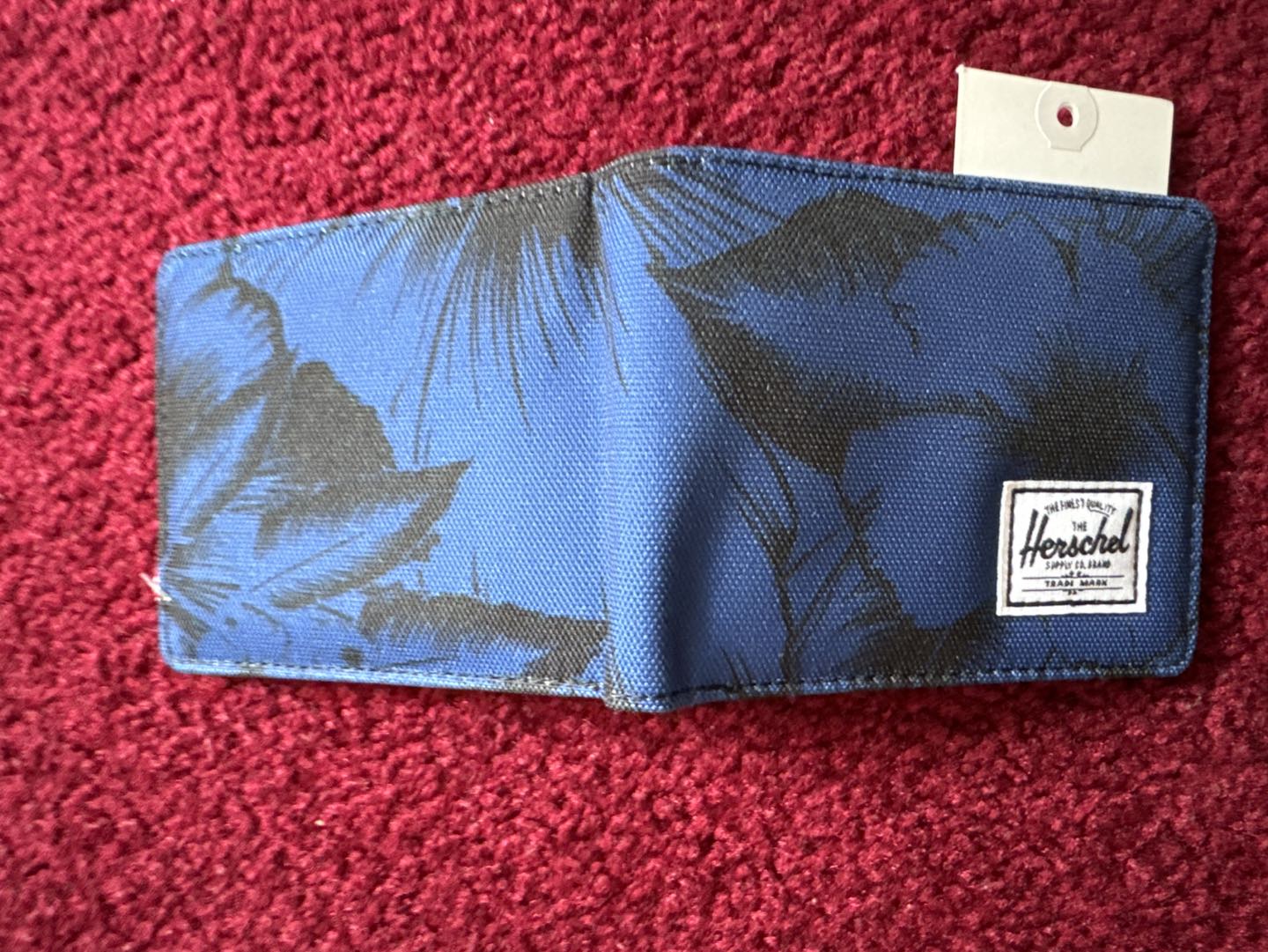 Brand New Herschel wallet - photo 4