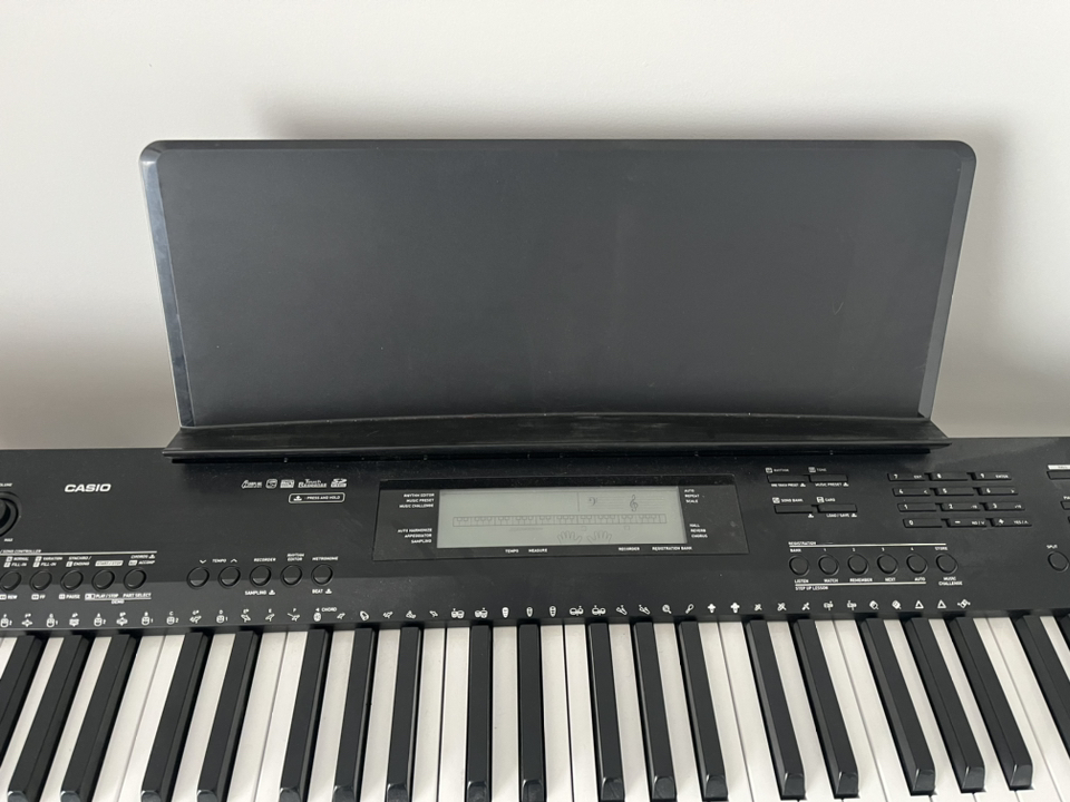 Piano/digital keyboard with bench - photo 3