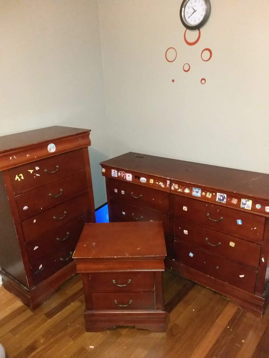Dresser and chest of drawers - photo 4
