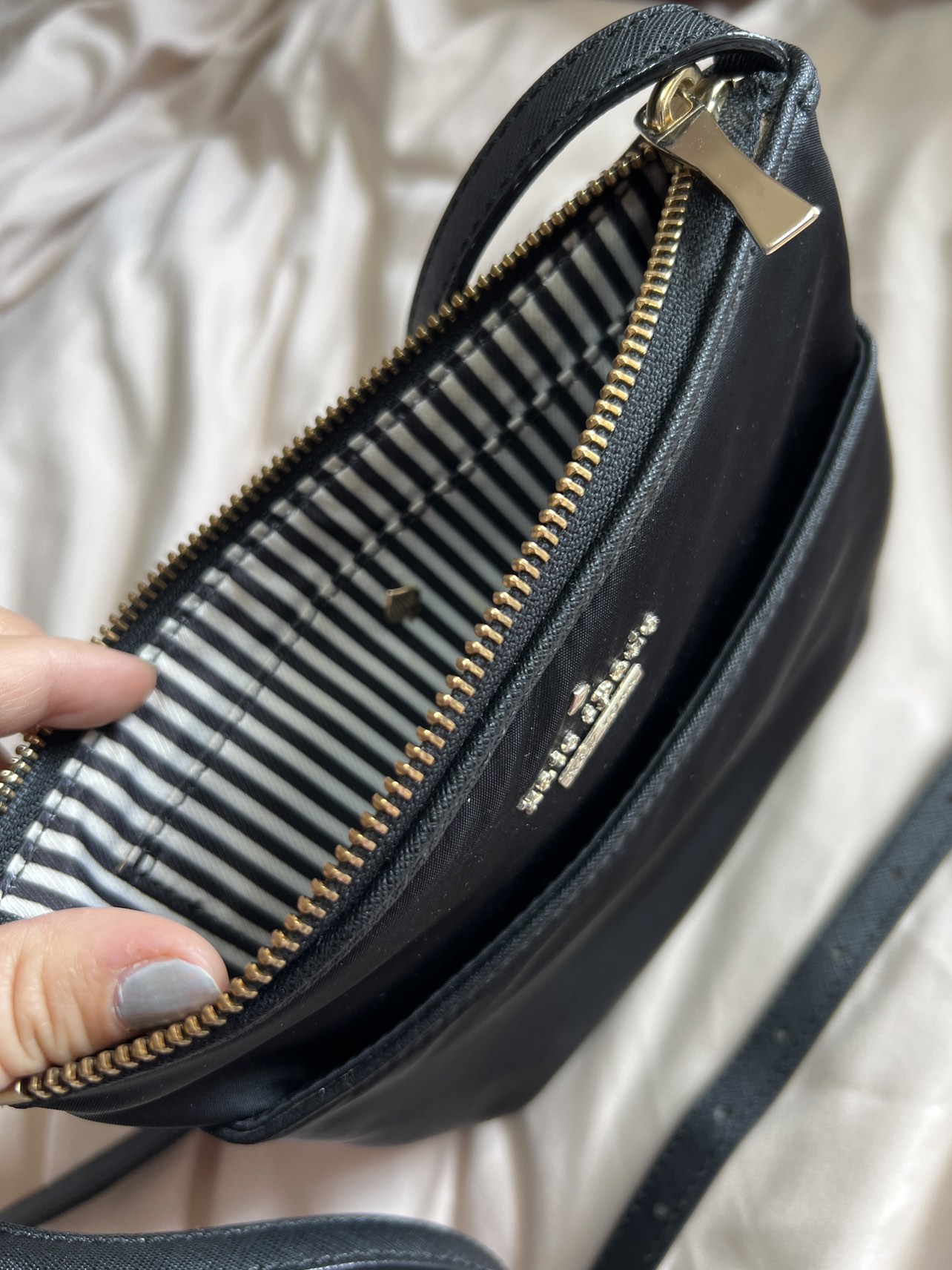 Kate spate sling bag - photo 2