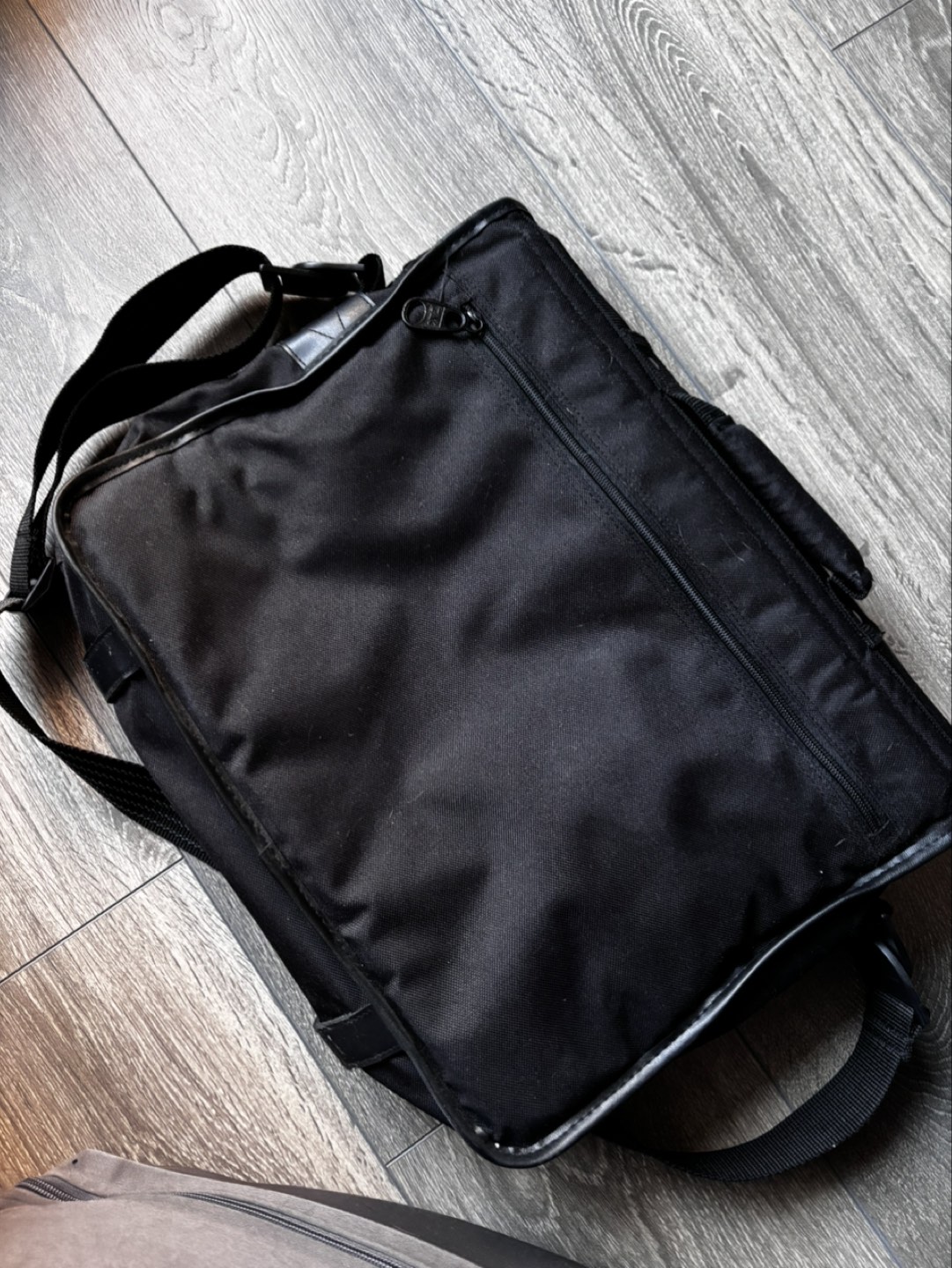 Optex Messenger Bag image indicator(4)