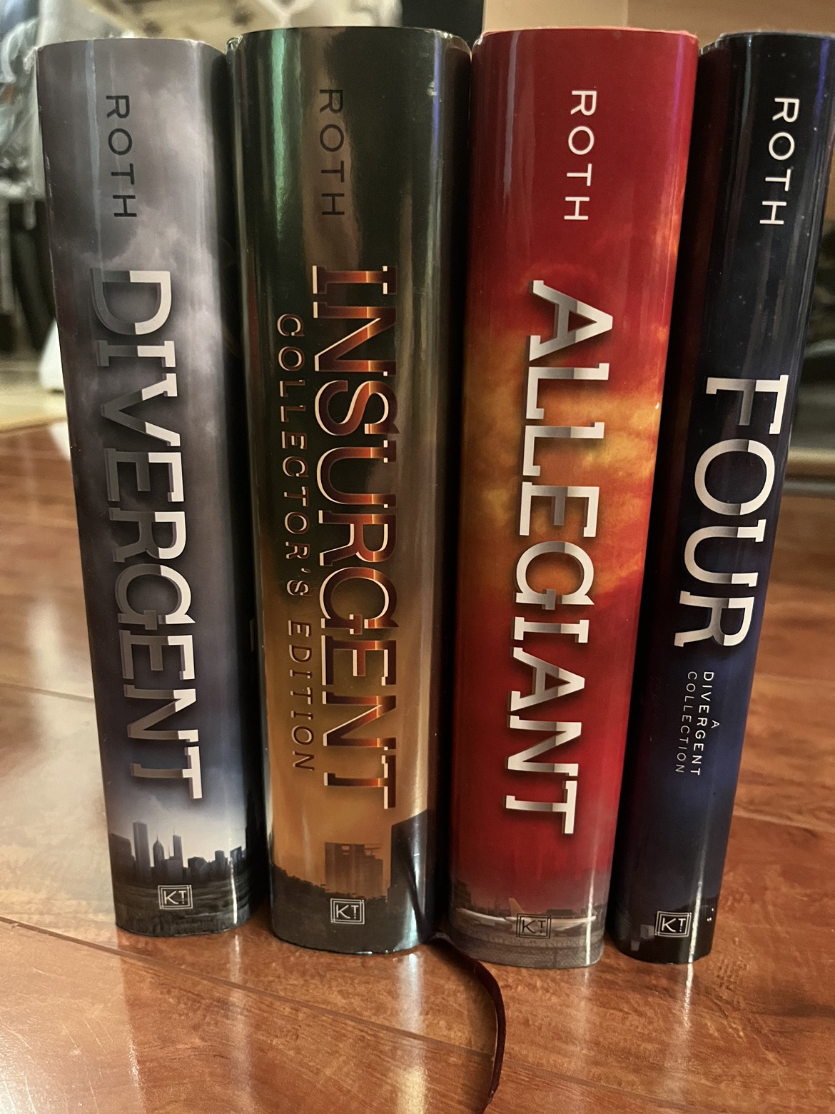 Divergent book set