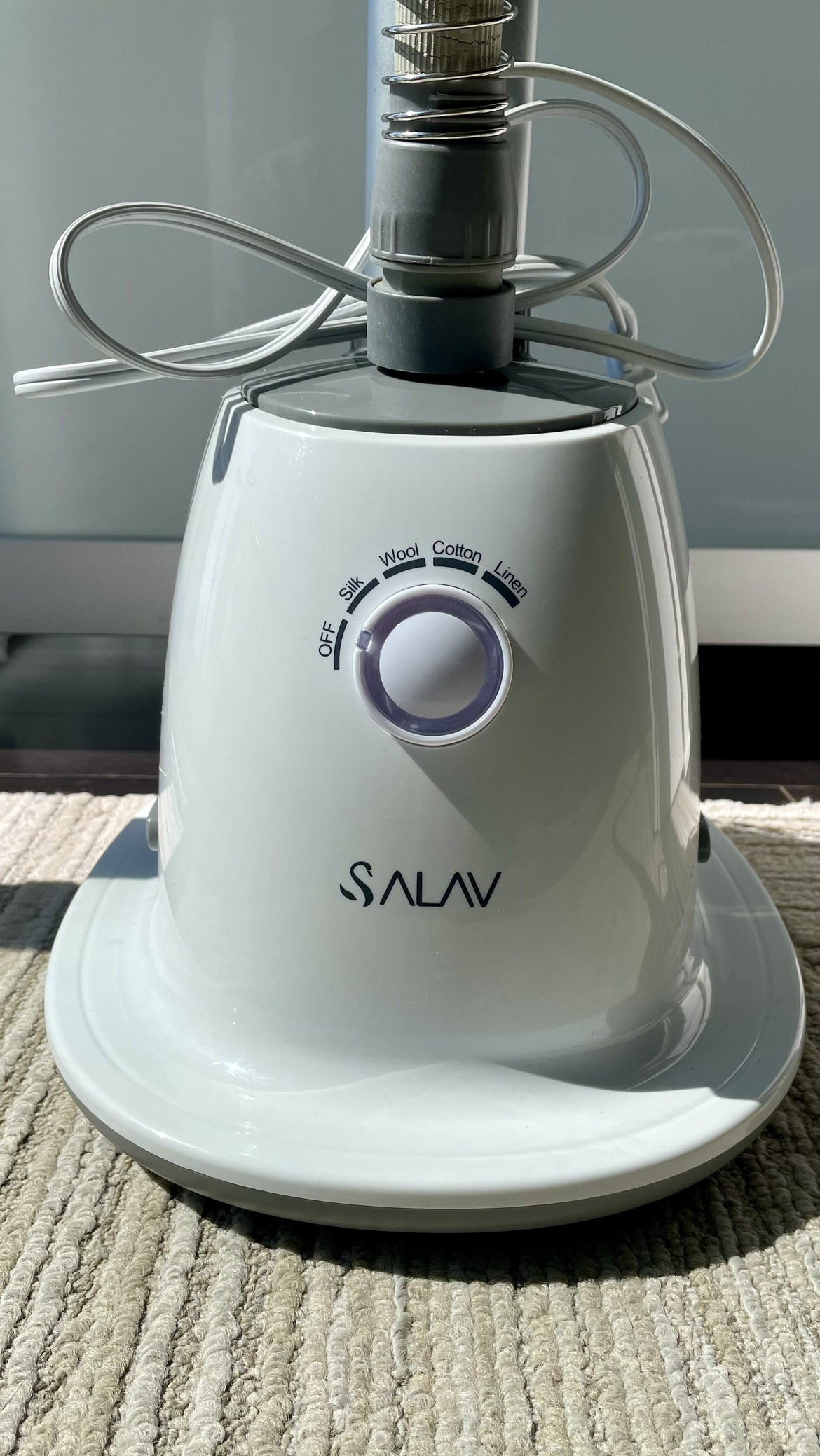 Garment steamer - cleaned and works well - photo 3