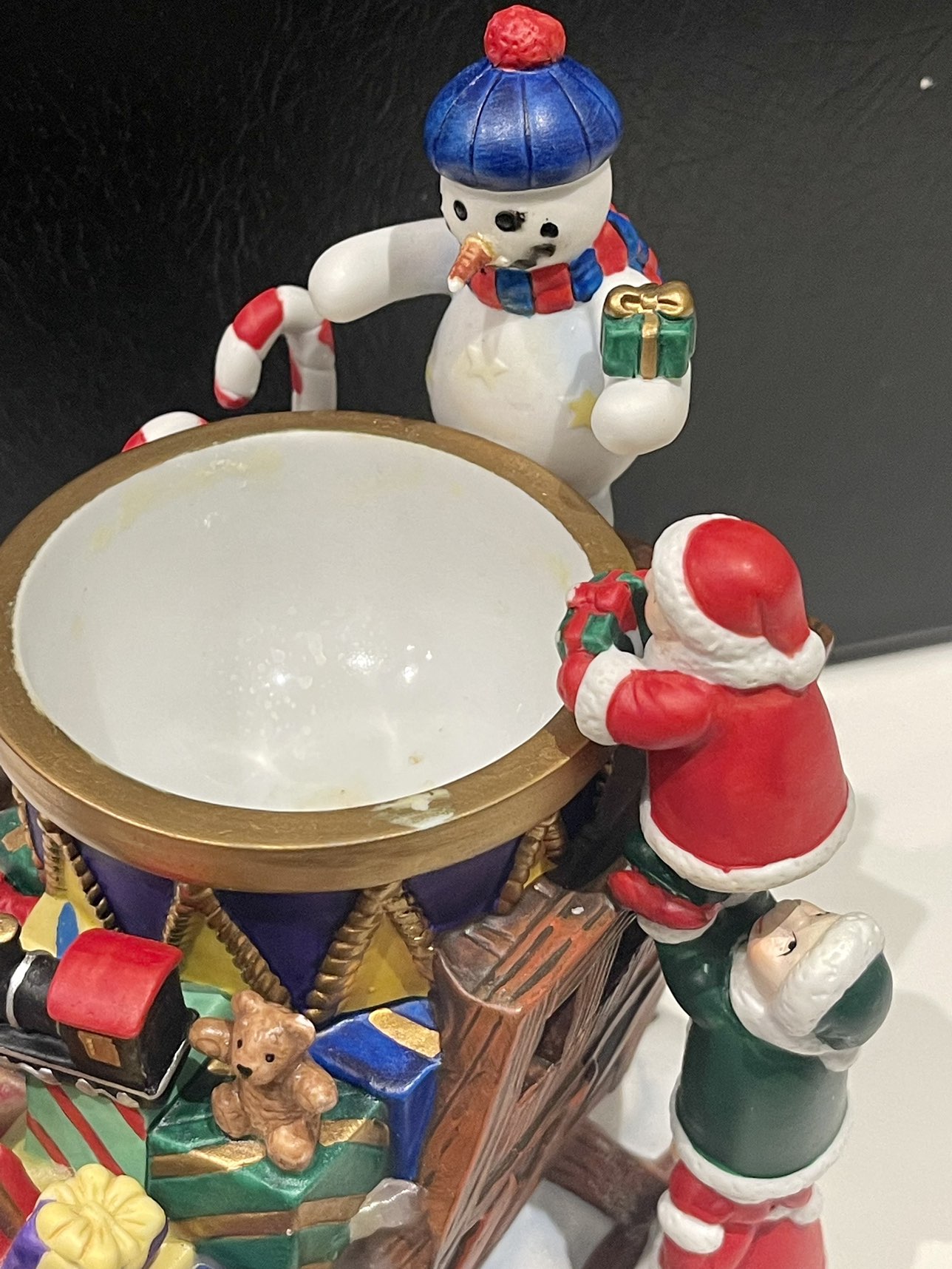 Partylite Christmas Sleigh Wax Warmer image indicator(5)