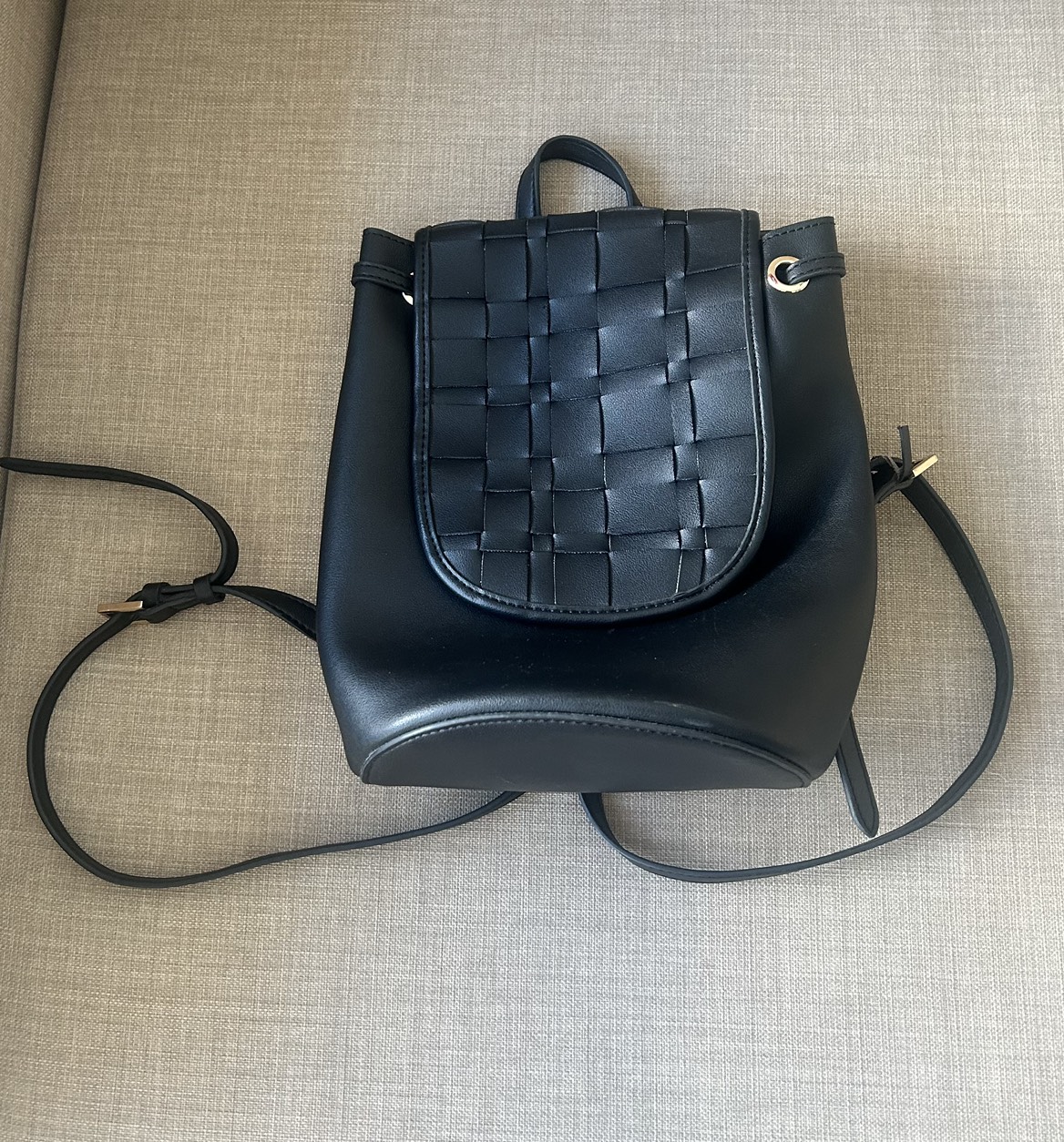 Purse/back pack style