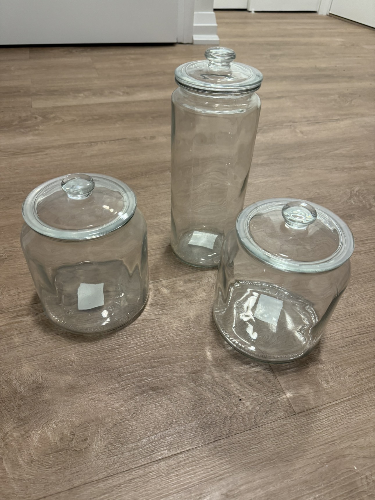 Set of 3 glass jars thumbnail