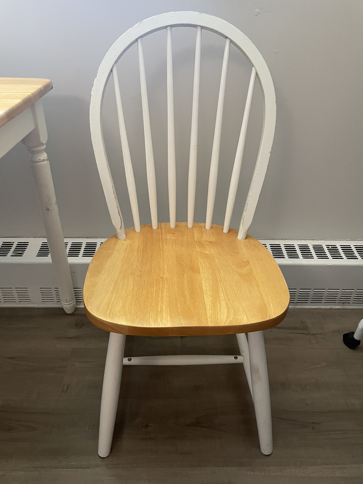 Table and 4 chairs - photo 5