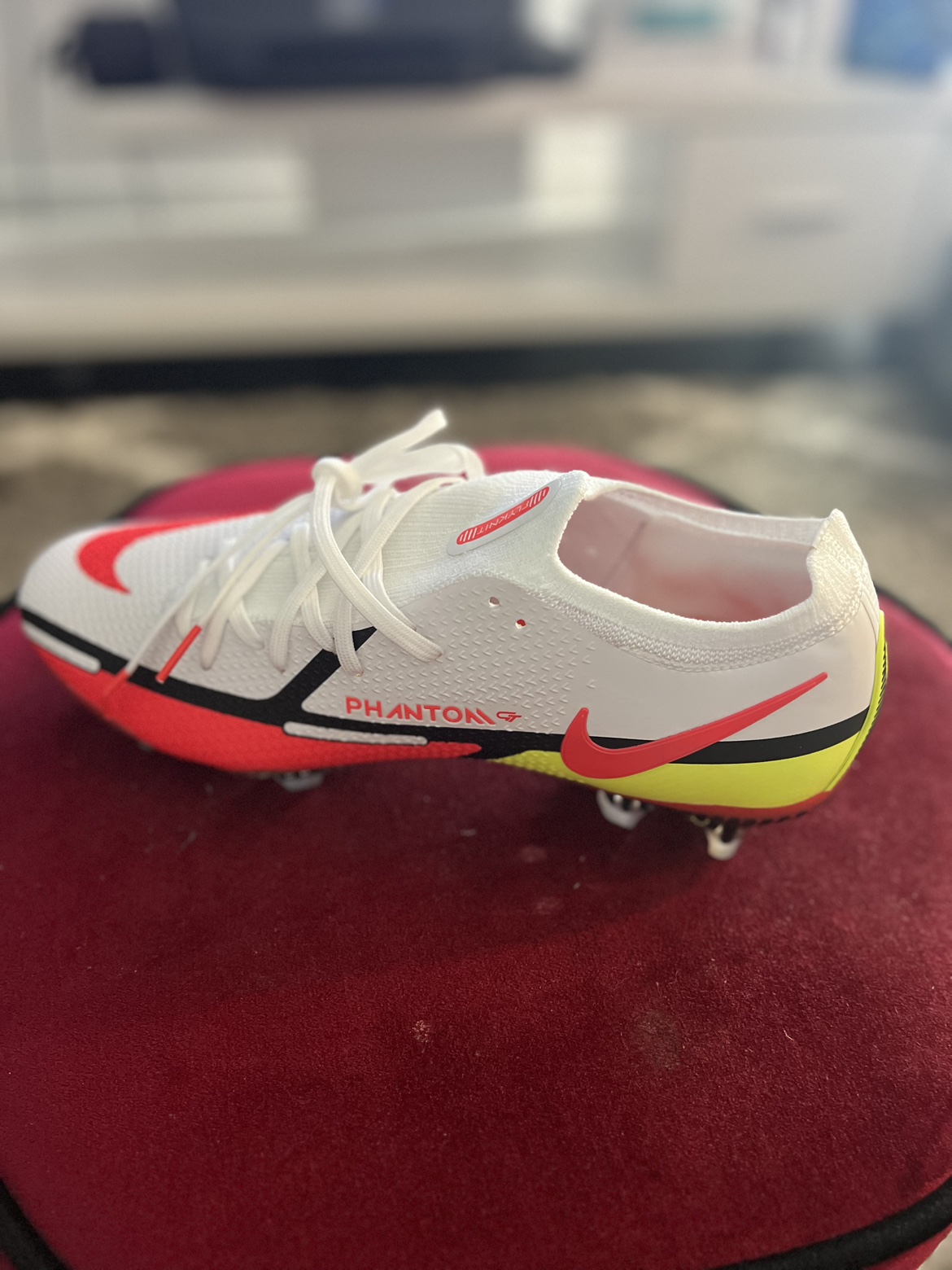 Soccer cleats US 9.5 - photo 4