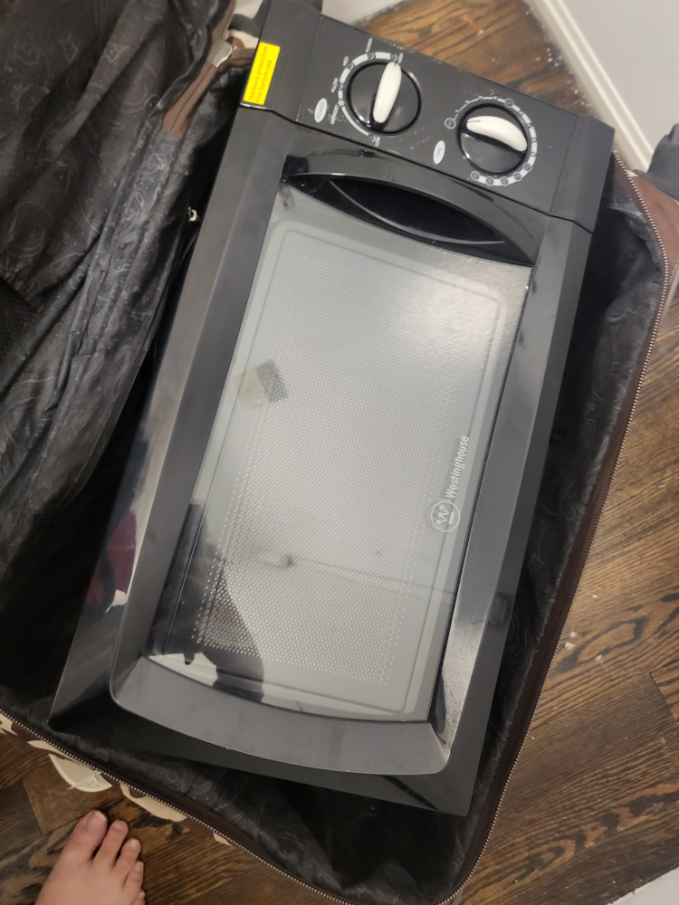 GIVEAWAY MICROWAVE