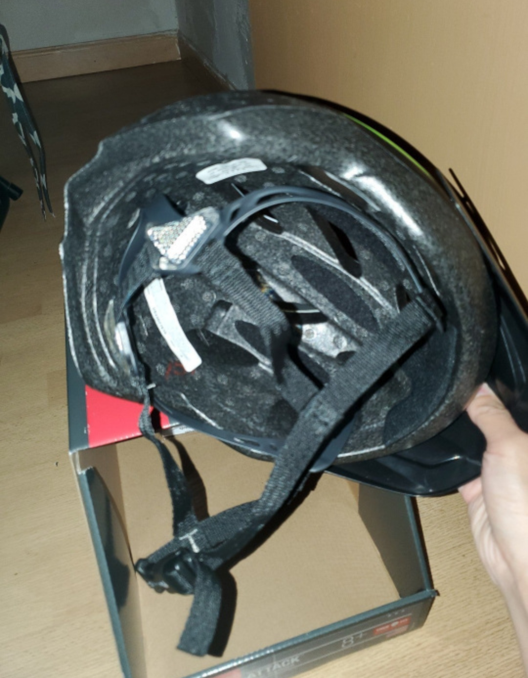 Kids bike helmet image indicator(3)