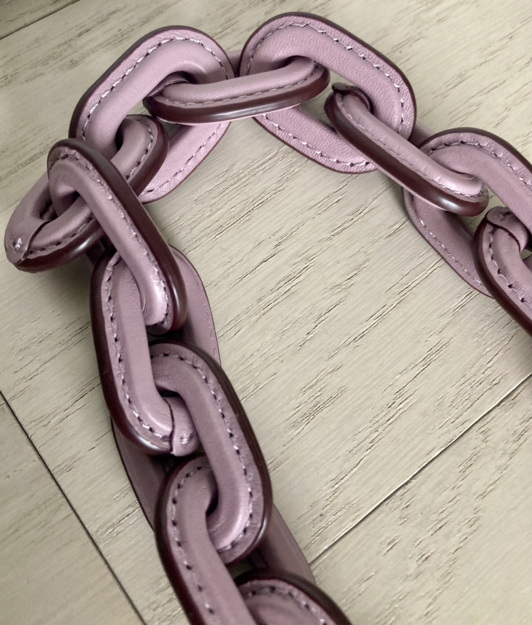 COACH Leather Short Chain Strap Silver/Faded Purple CA088 New image indicator(5)