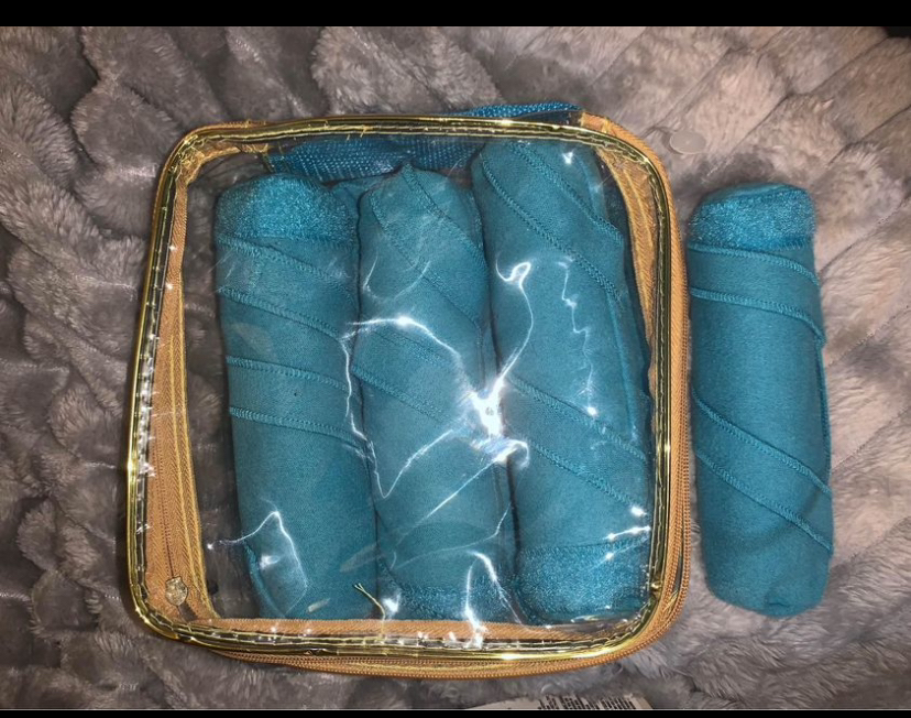 Shu Uemura Shampoo & Conditioner-Free Gift with Purchase image indicator(2)