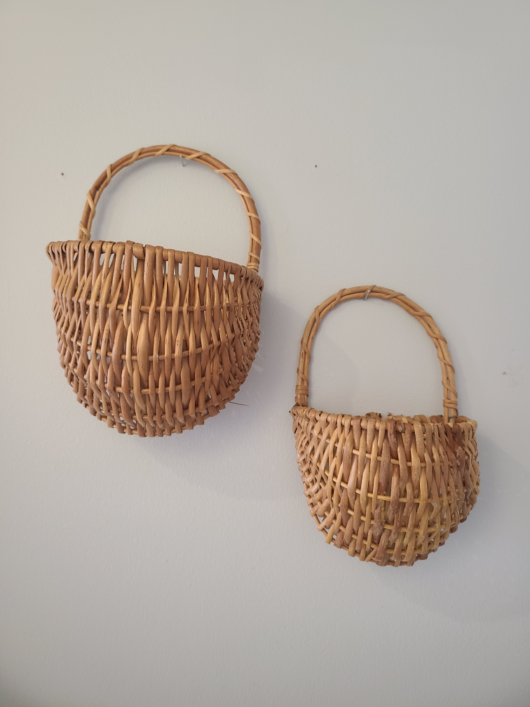 esthetician, hair dresser,manicure, facial,pedicure image indicator(8)