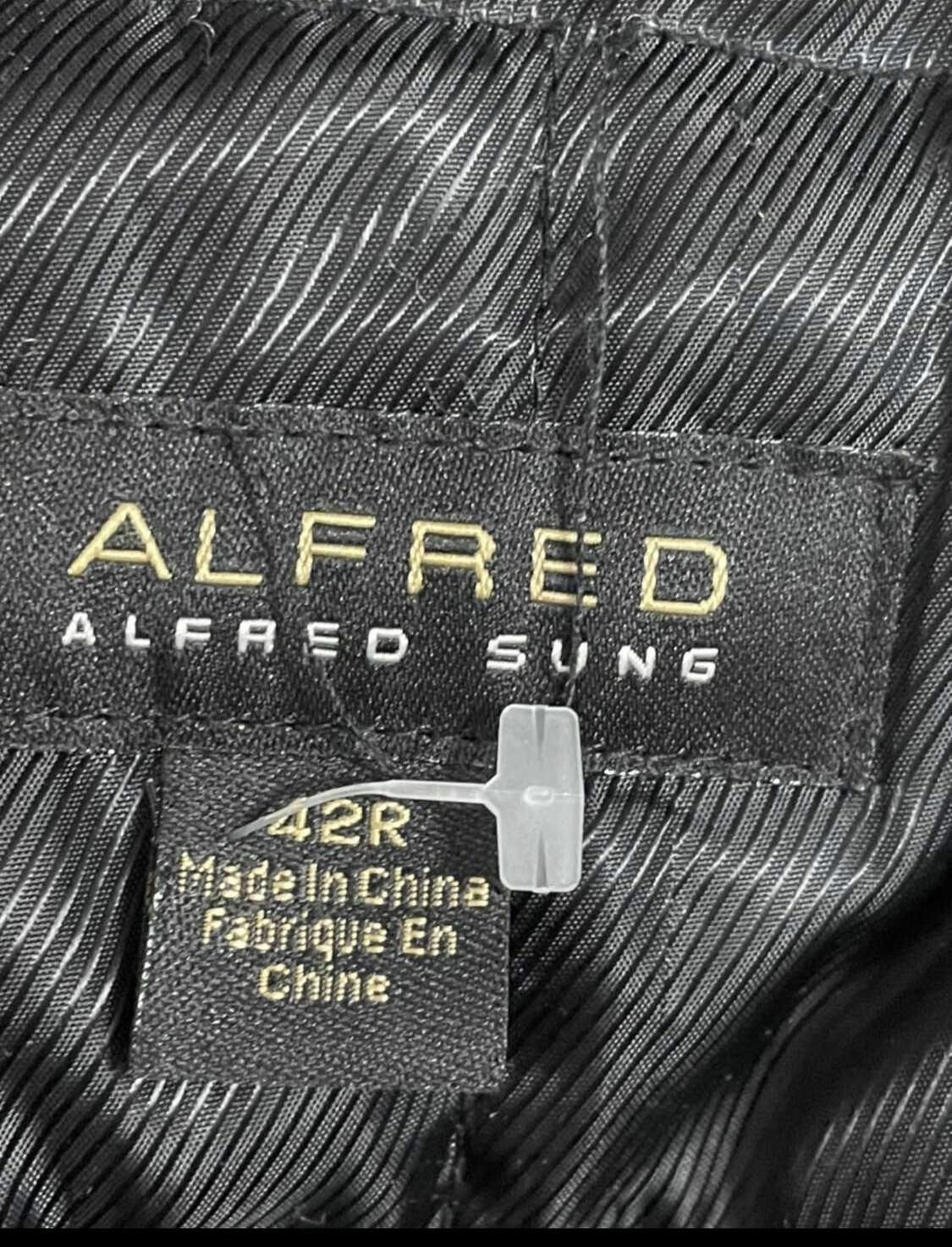 Mens jacket w/attached vest | *pics are awful, sorry image indicator(4)