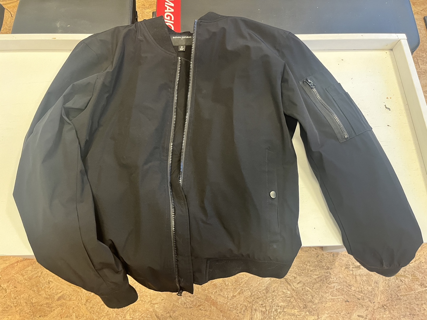 Banana Republic men’s bomber jacket - New - $25 - Size Mediums - photo 3
