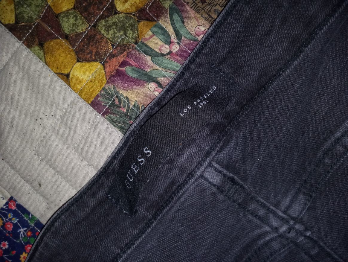 men's  Guess Relaxed Fit jeans #freecycle - photo 5