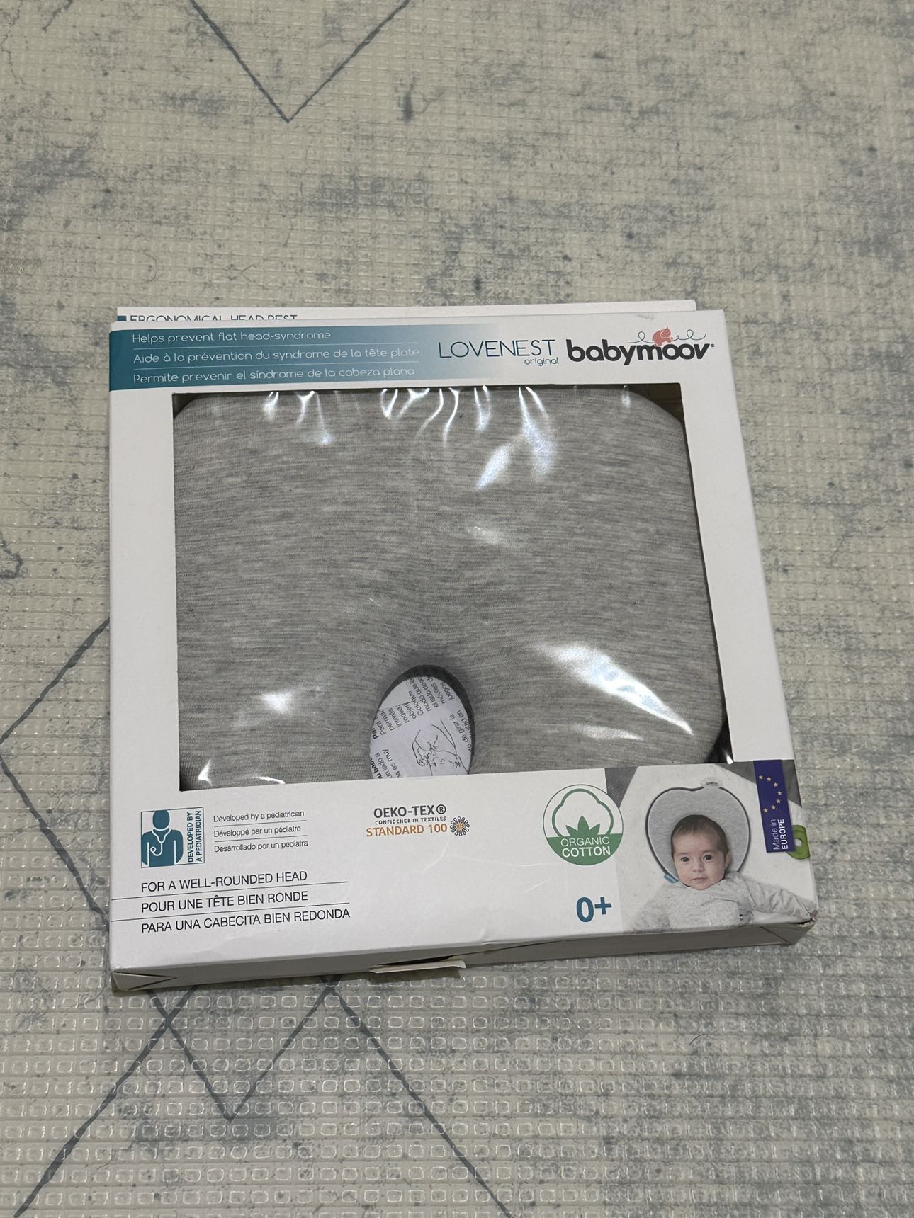 Pillow for flat head prevention