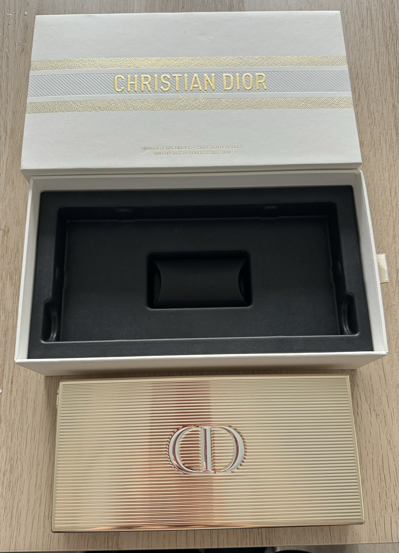 Authentic Dior Clutch Limited Edition  lipsticks image indicator(6)