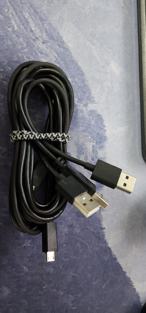 Bundle of 3 USB A to USB Micro B and 2xChargers