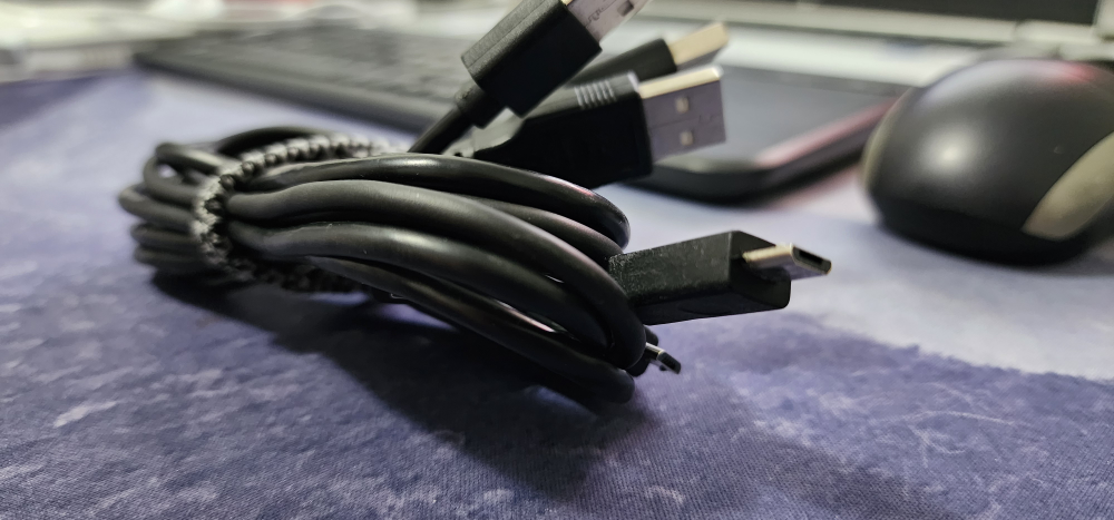 Bundle of 3 USB A to USB Micro B and 2xChargers - photo 2
