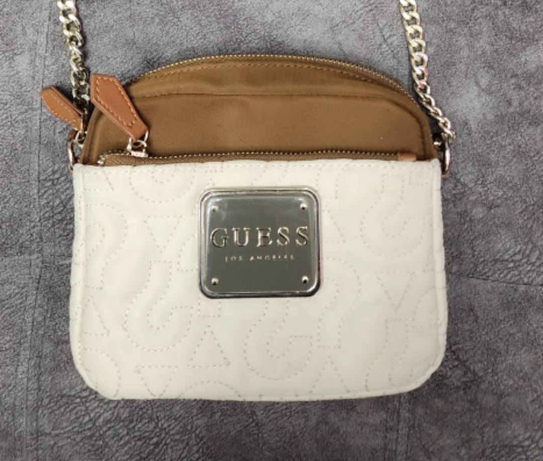 guess crossbody bag thumbnail