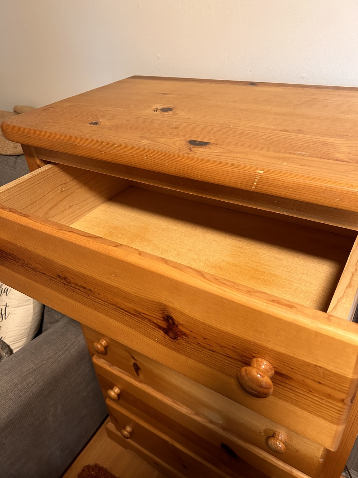 Pine Dresser - photo 3
