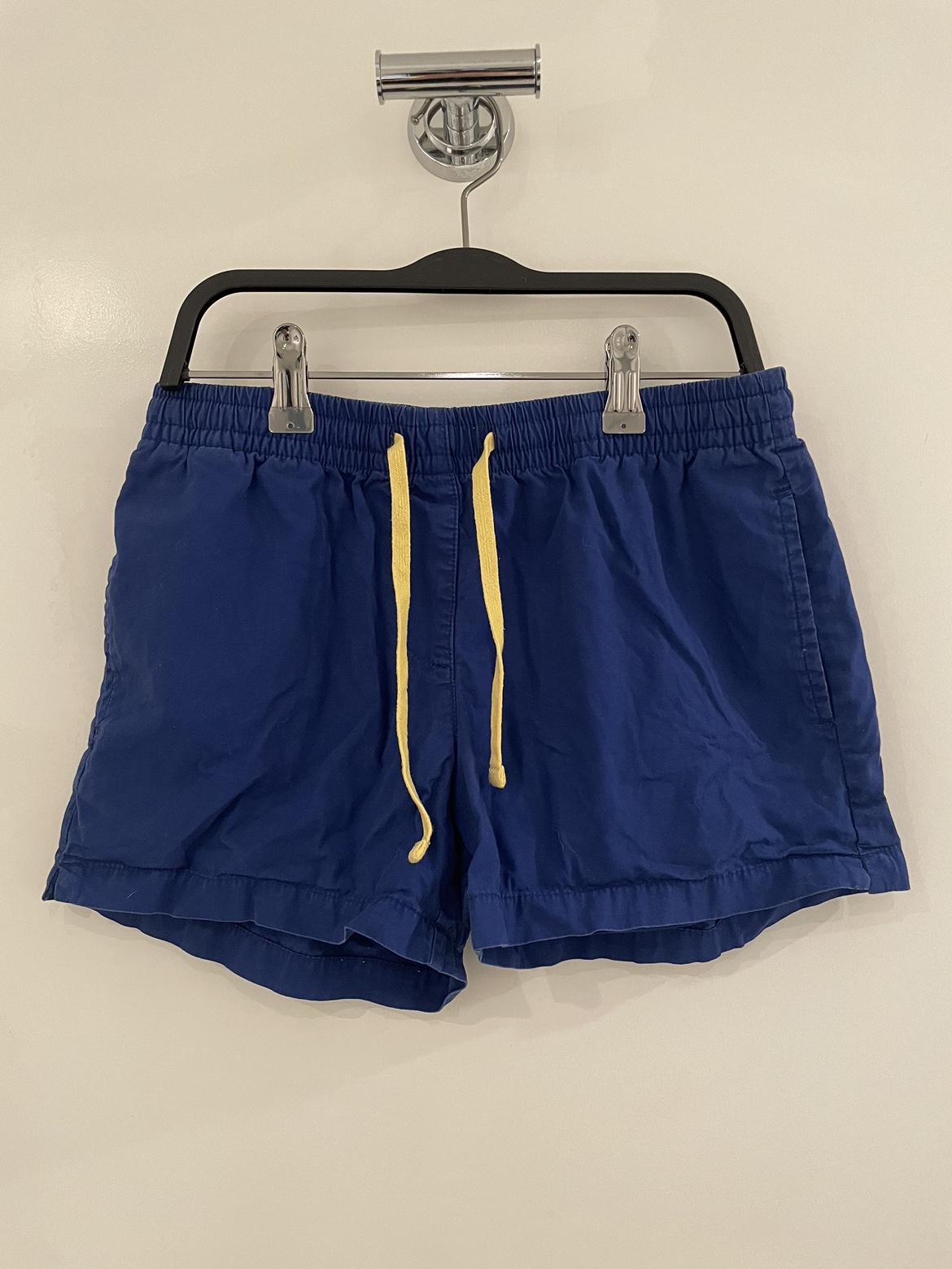 Long skirts and Pants image indicator(4)