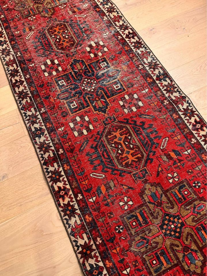 2’11” x 9’7” Vintage Handmade Persian Gharajeh Runner - photo 2
