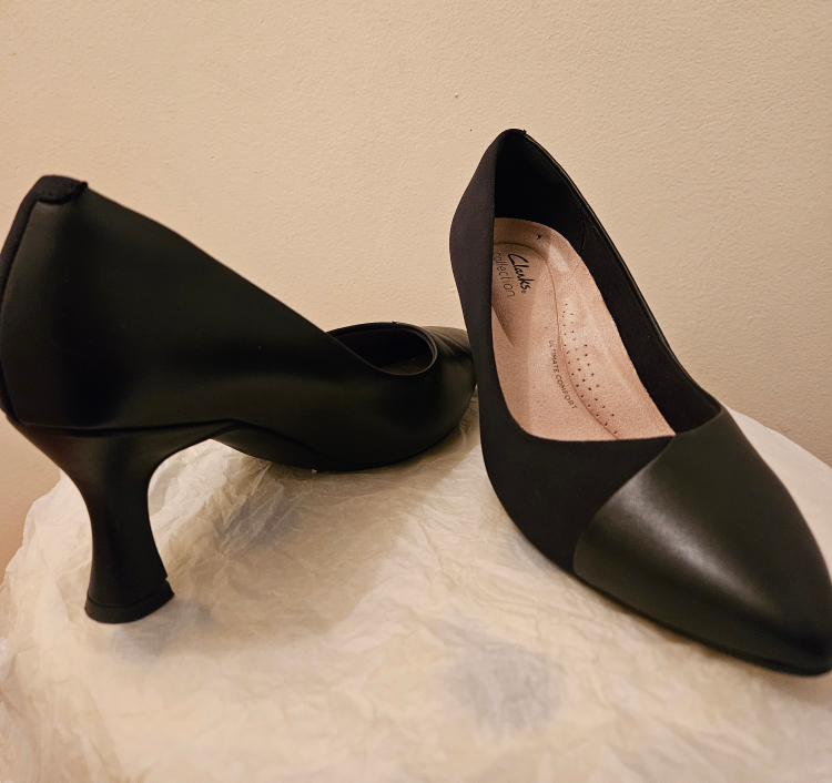 clarks - photo 4