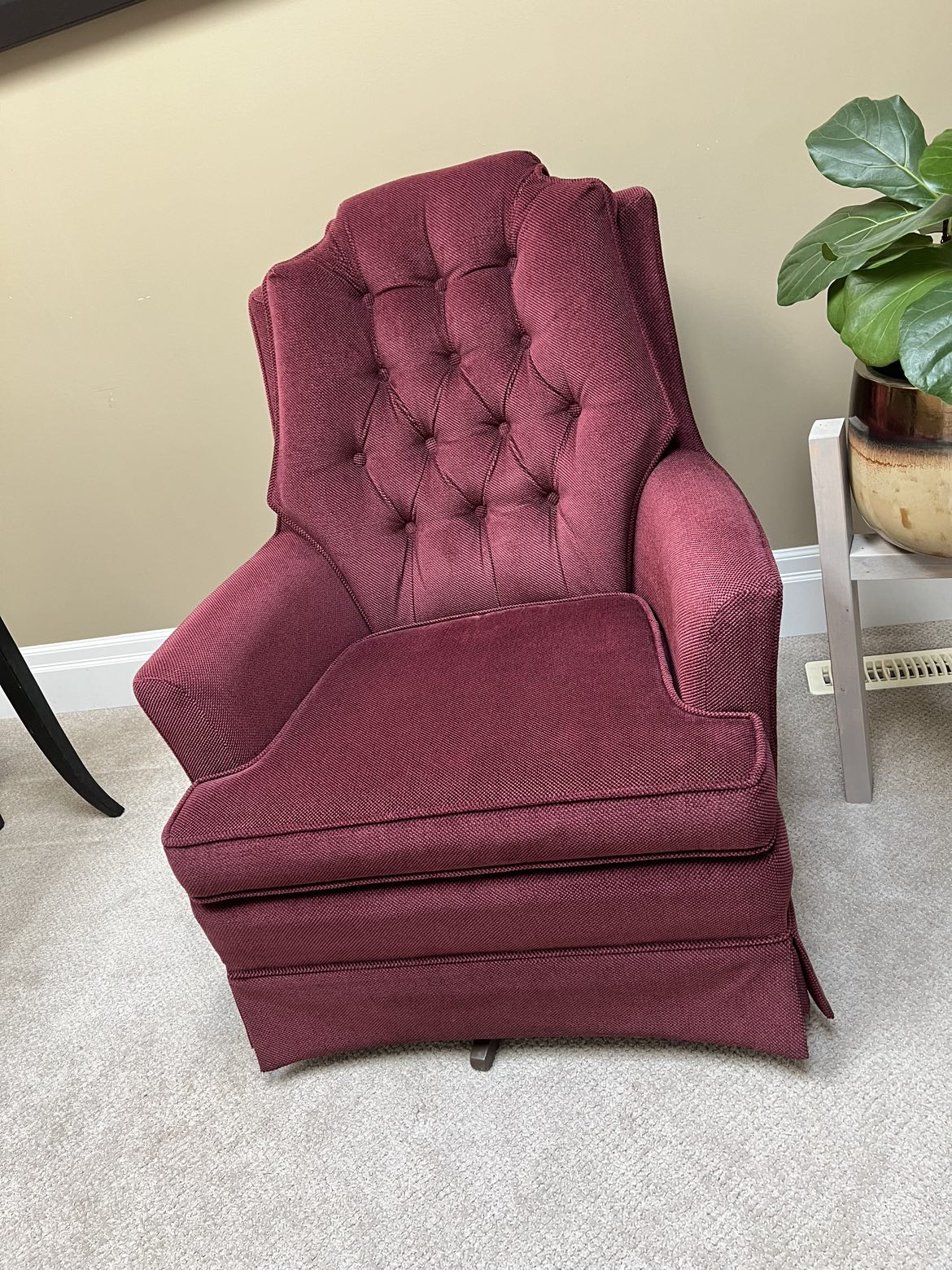Mid Century Modern Swivel/Rocker Chair