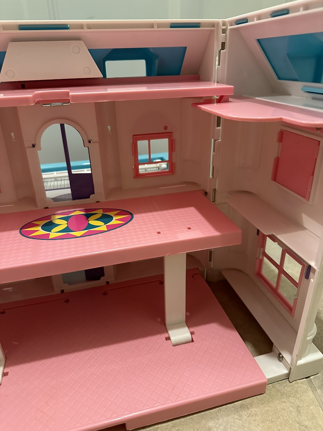 Fold up doll house image indicator(5)