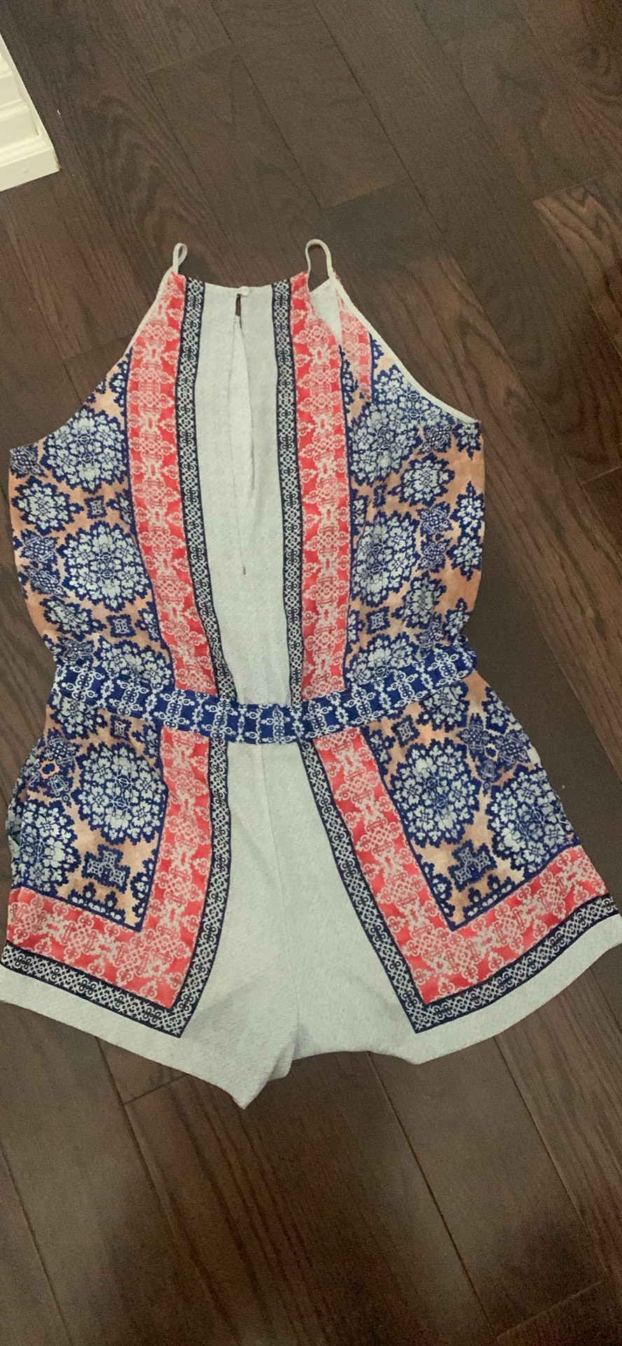 BCBG romper image indicator(3)