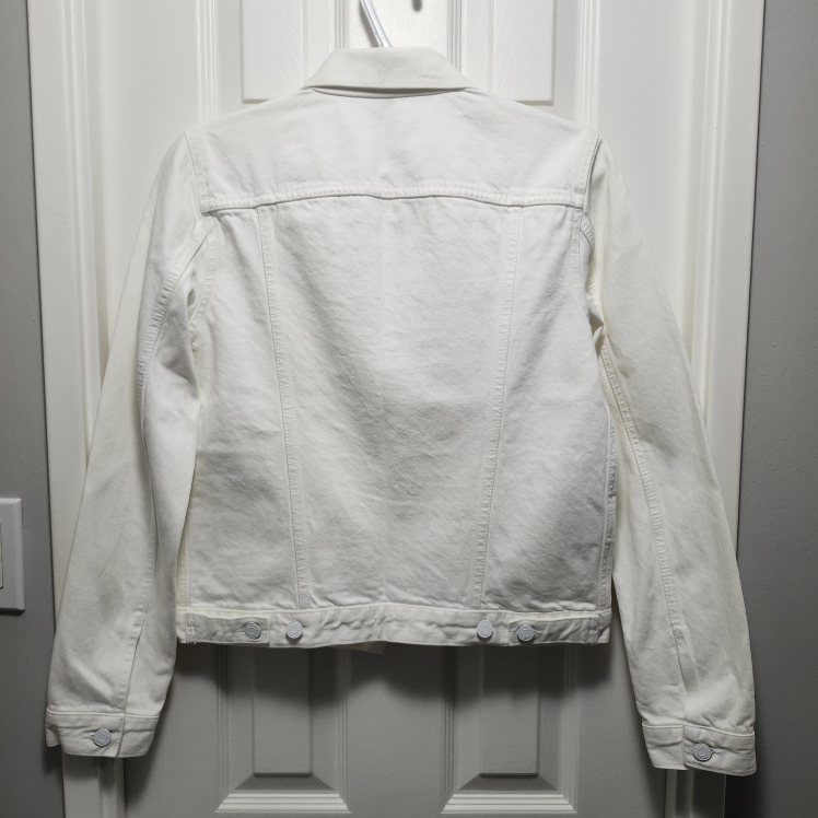 GAP OFF-WHITE DENIM JACKET. #M #MEDIUM. image indicator(2)