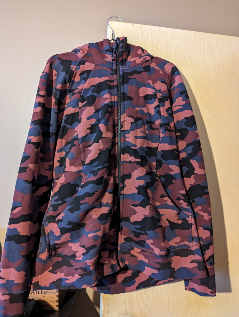 Lululemon camo scuba zip up hoodie. Size 20 thumbnail