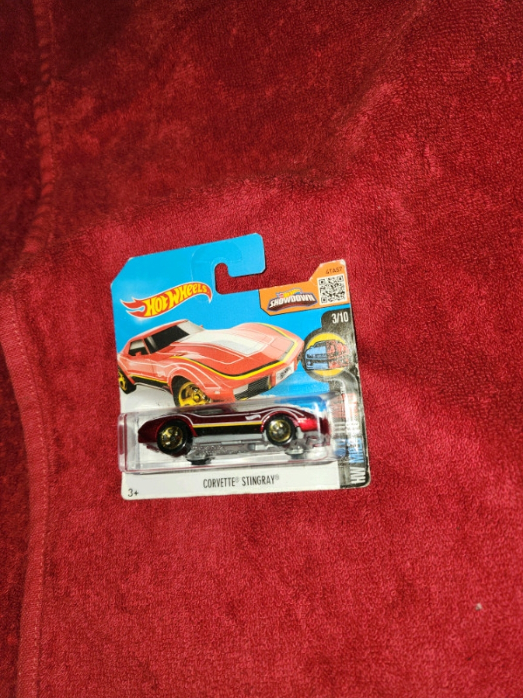 Hotwheels Corvette Stingray thumbnail