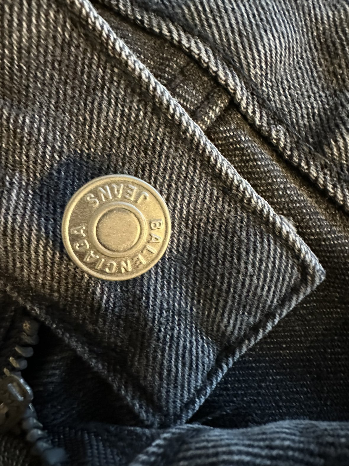 3 stripe balenciaga jean