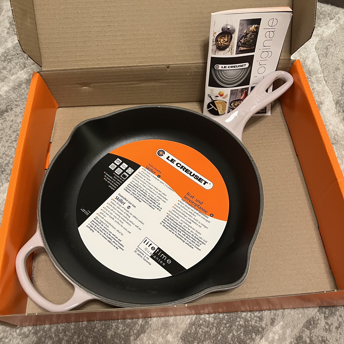 BNIB Le Creuset 26cm Iron Handle Skillet Shallot thumbnail