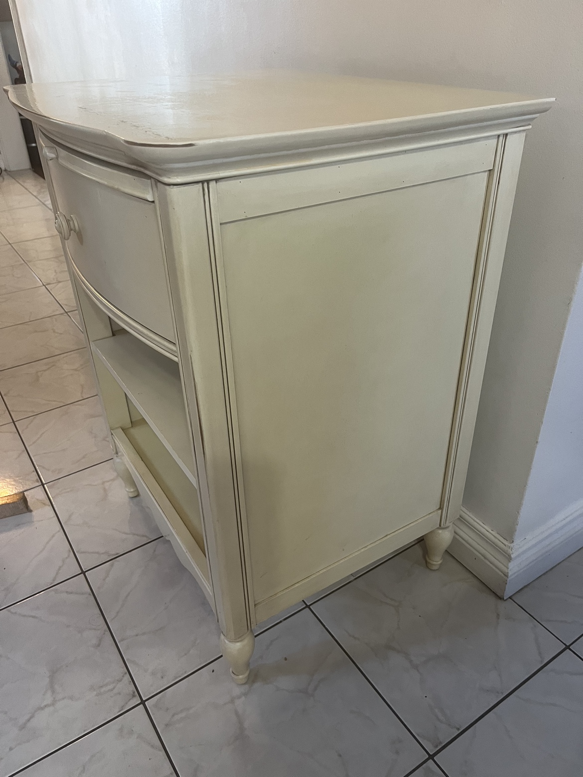 Large night stand - photo 3