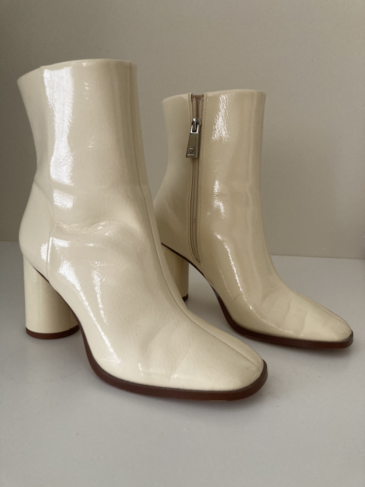 White Zara boots size 6.5 thumbnail