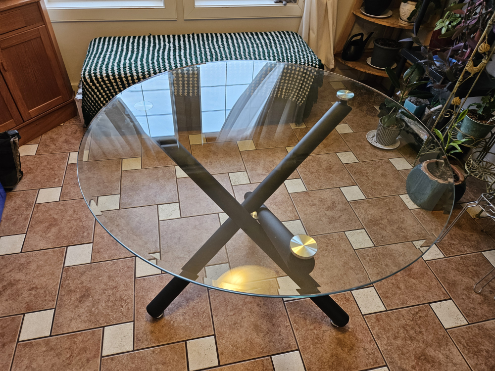 Circular Glass Table - photo 4