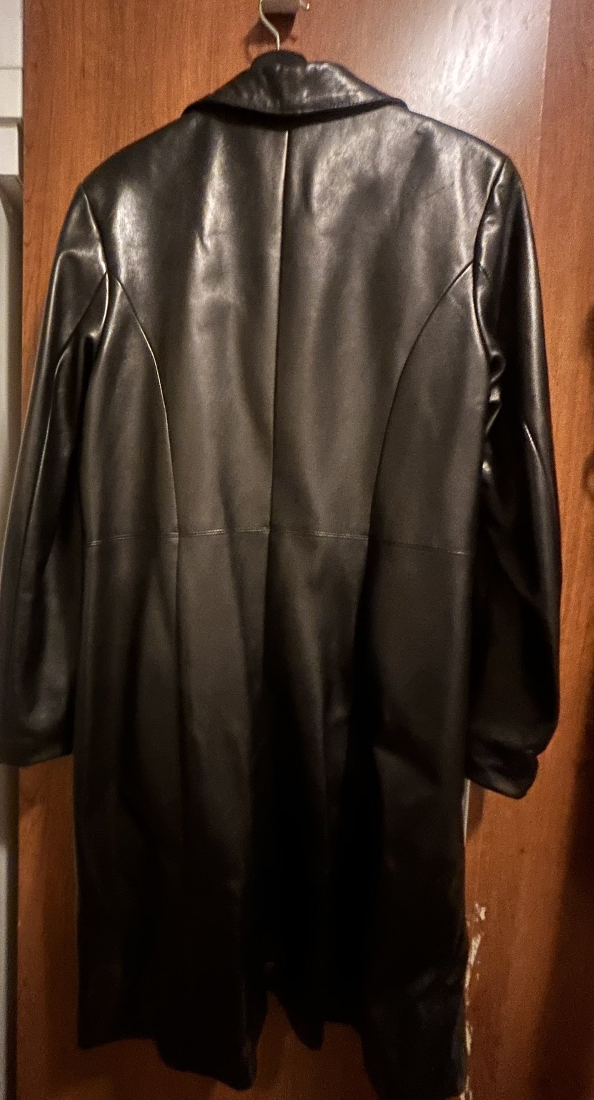 Danier leather long jacket barely used image indicator(4)