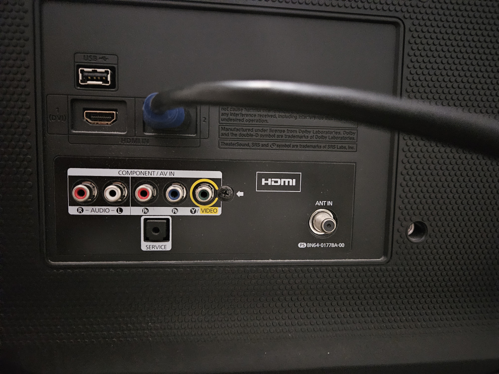 Samsung 32' 720p 60hz LED LCD HDTV. Not a Smart Tv - photo 3