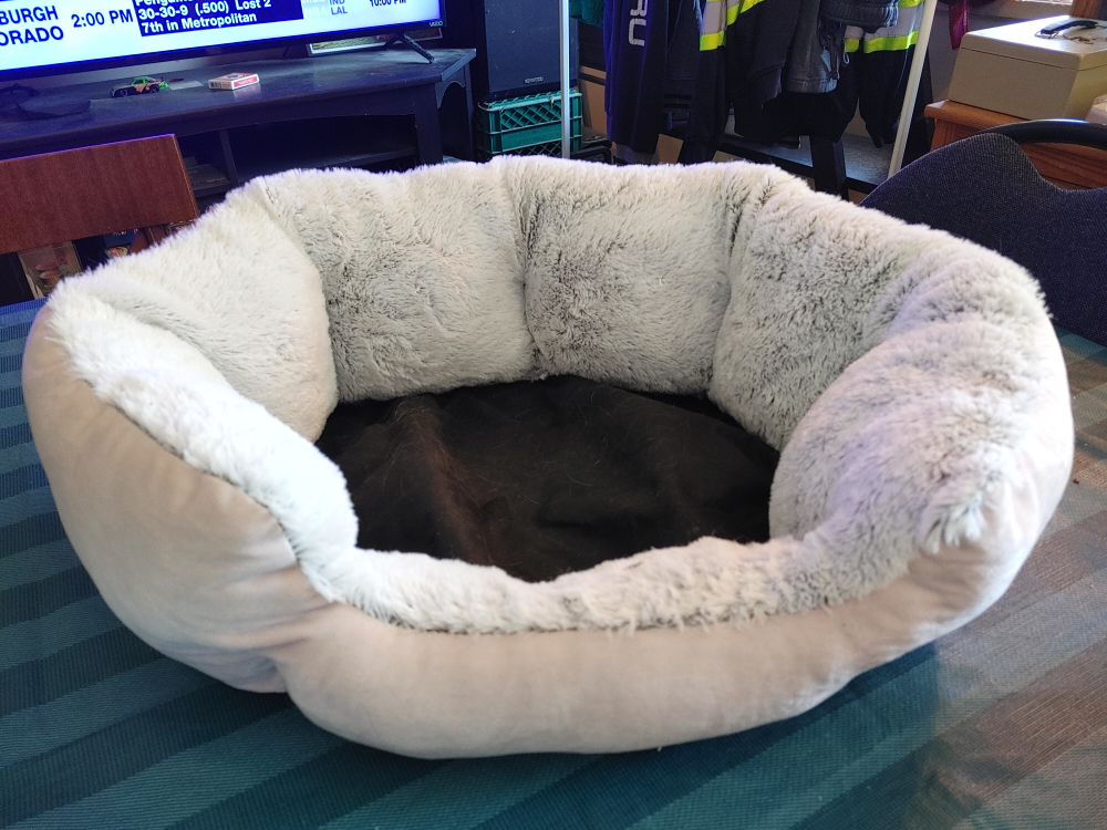 Bailey & Bella Pet Bed - photo 3
