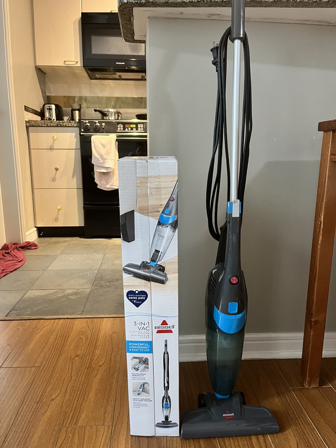 Bissell Vacuum LNIB thumbnail