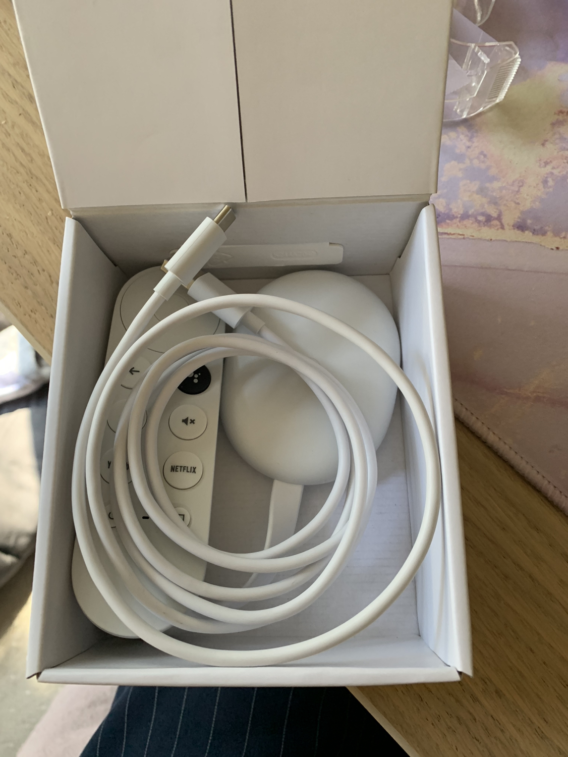 Google Chromecast with Google TV (HD) - Snow image indicator(2)