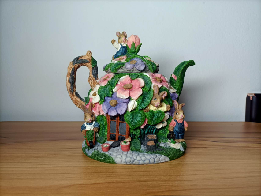 MOVING SALE! Vintage cottagecore sweet piggy bank thumbnail