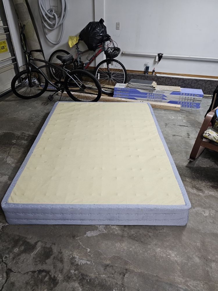 queen size bed box