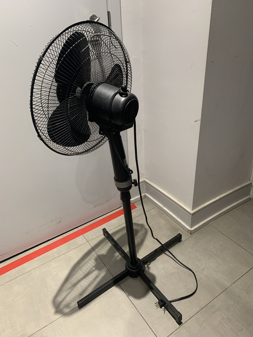 Fan in very good condition works perfectly fine - photo 2