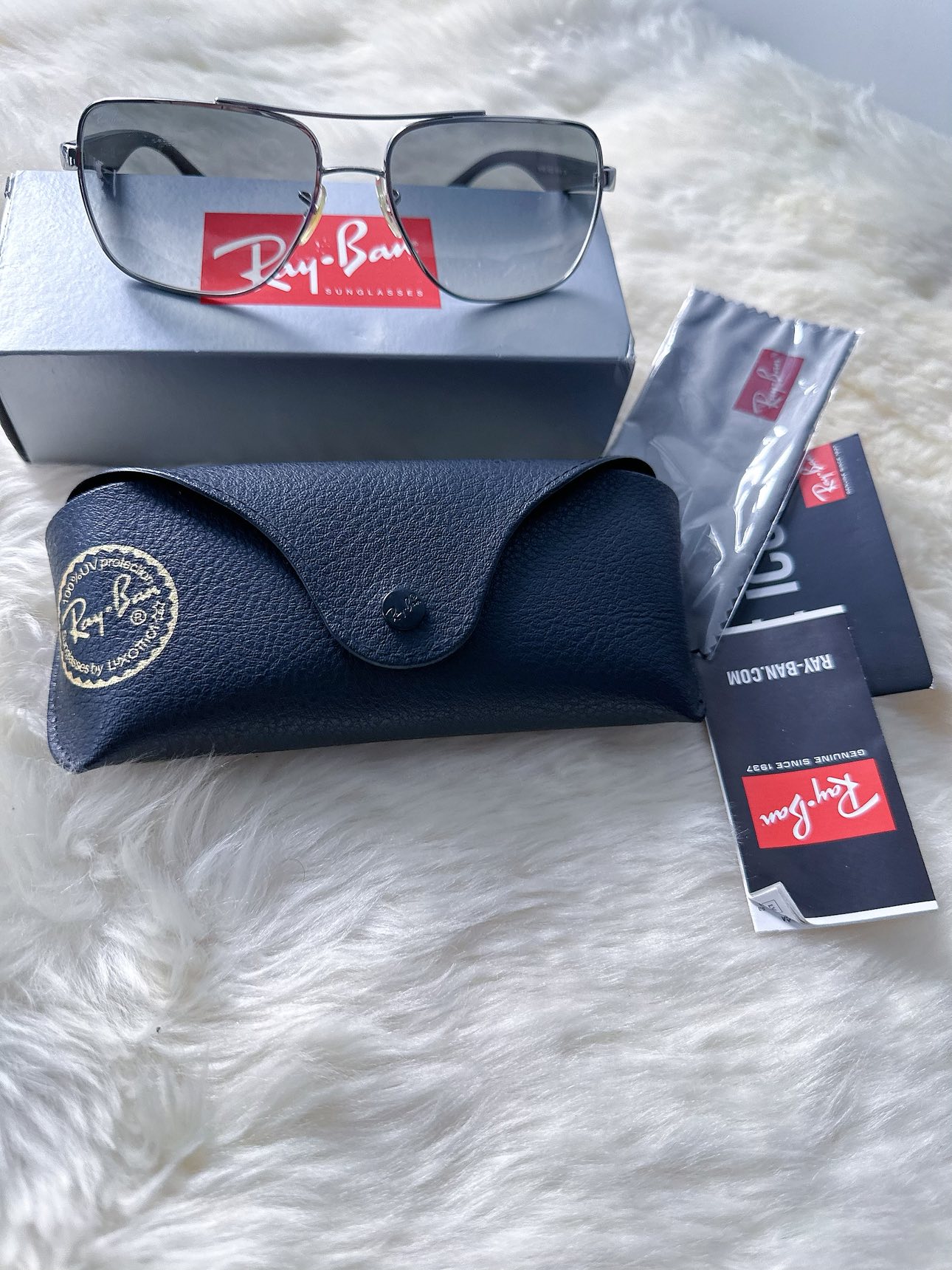 Ray-Ban Gunmetal Gray Lens 60 Unisex image indicator(8)