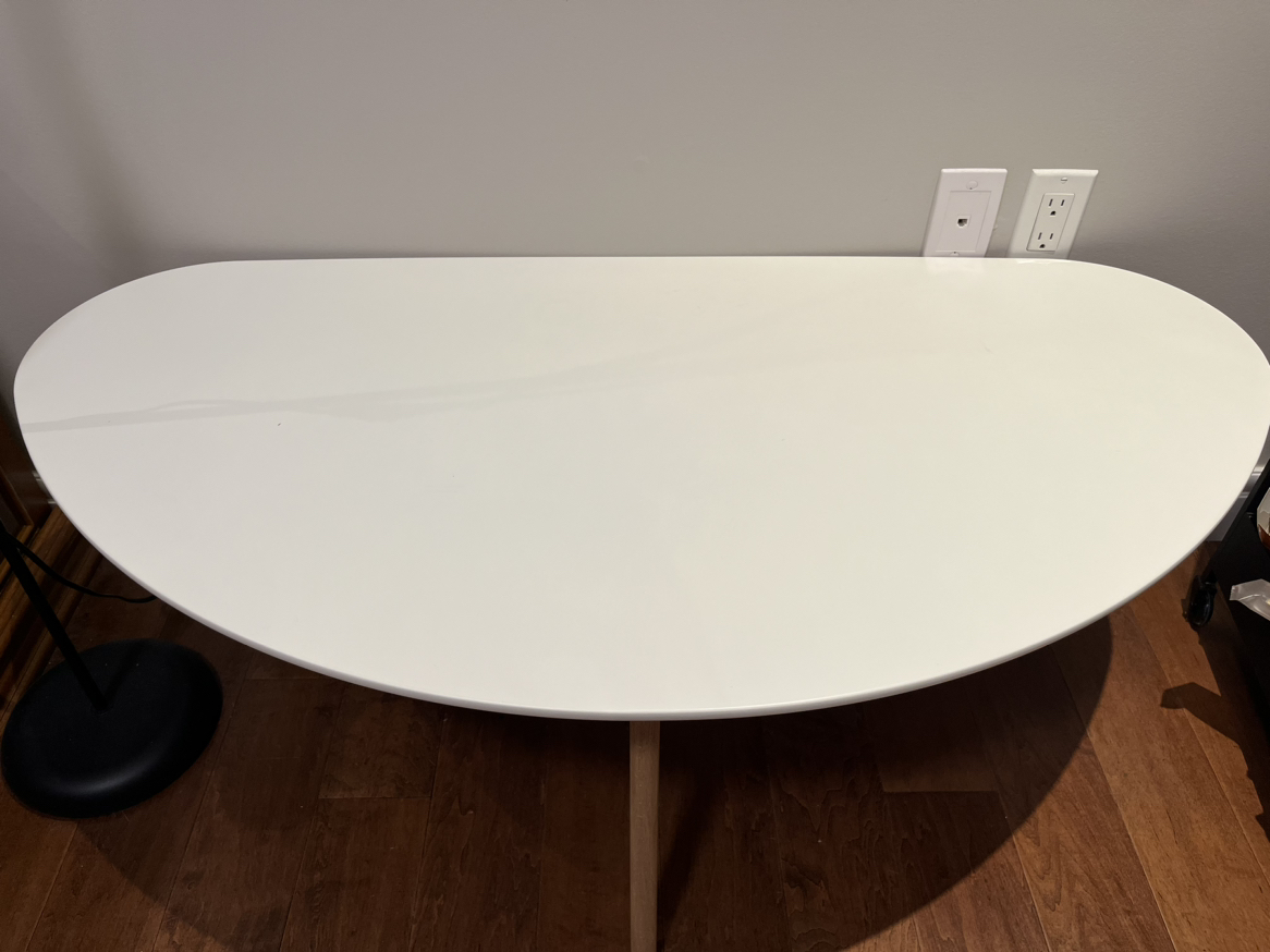 Used modern coffee table in good condition - photo 2
